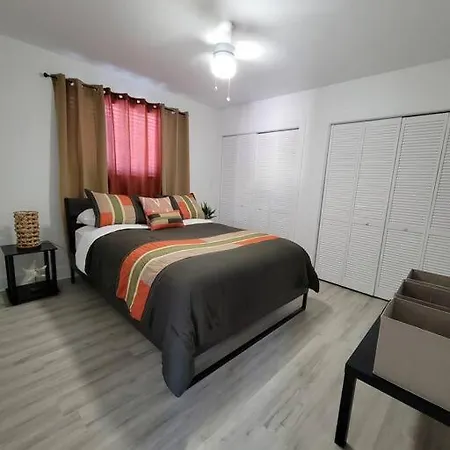Appartamento Sol Miami #1 With Free Parking On Premises Esterno foto
