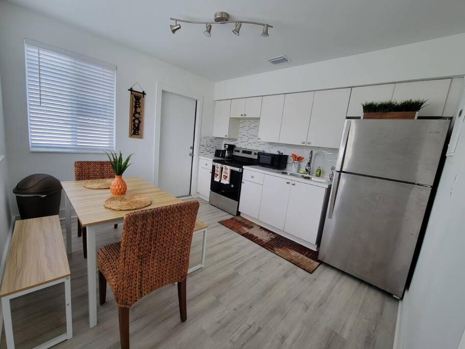 Appartamento Sol #1 With Free Parking On Premises Miami